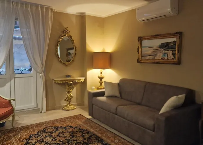 La Casa Tra I Caruggi
